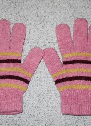 Фірмові рукавички на 9-10 років