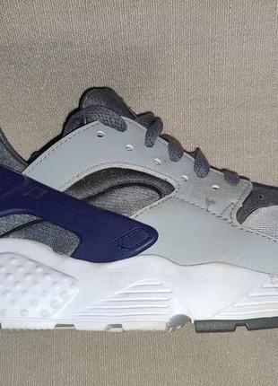 Nike air huarache
38 размер 24 см