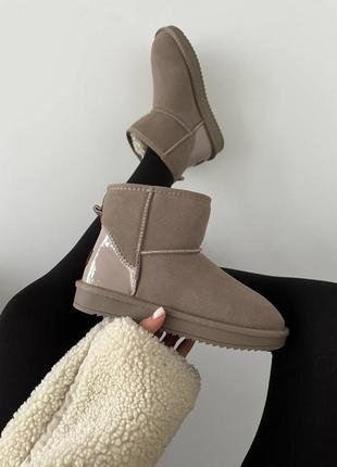 Уггі ugg mini sand lacquer