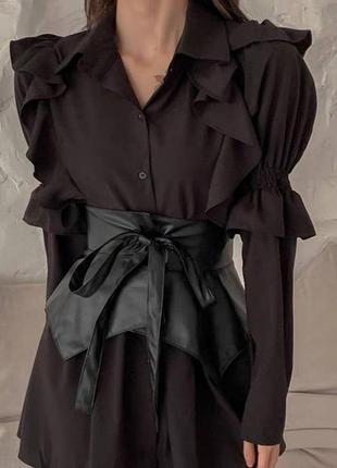 Платье-рубашка в черном цвете в комплекте с кожаным пояском