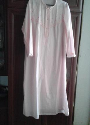 Нічна сорочка тканинна блідо-рожева з прошвою швейцарською батал