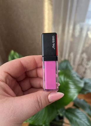 Блиск shiseido lacquer ink lip shine лак блиск для губ