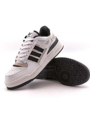 Adidas forum low black white