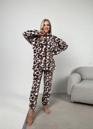 Махровая пижама с приетом лео