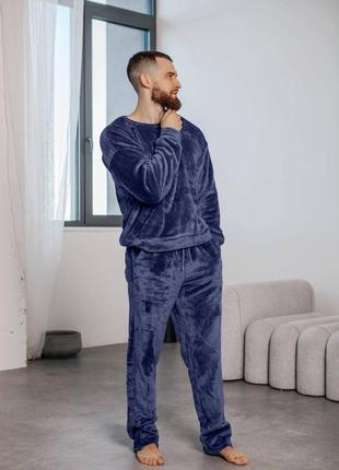 Однотонная пижама для мужчины