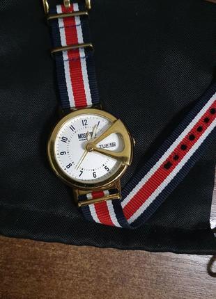 Оригинальные часы moschino mo-mw0348