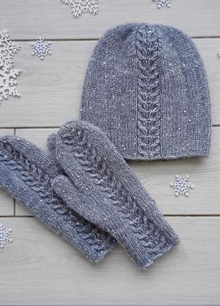 Зимний комплект из шапки и рукавичек