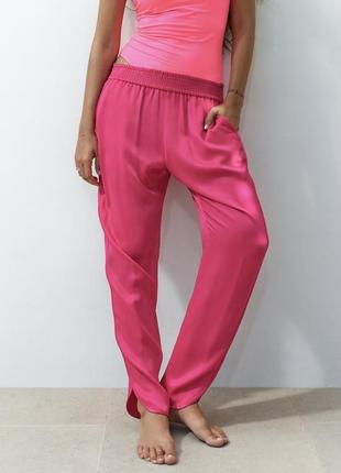 Атласные брюки zara розовые женские