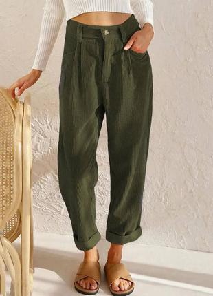 Вельветовые брюки с карманами зеленый