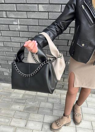 Женская классическая сумка черная экокожа (беж, белый)