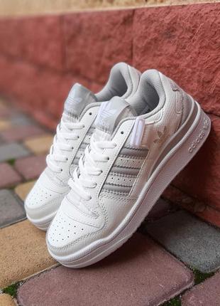 Adidas forum low белые с серым кроссовки женские кожаные топ к...