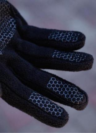Черные флисовые перчатки варежки