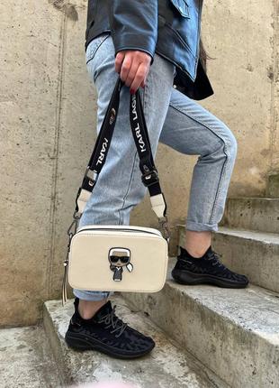 Женская сумка через плечо стильная Сумка Karl Lagerfeld, бежев...
