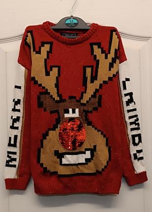 Новогодний свитер с оленем