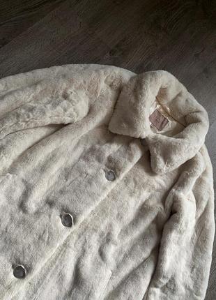 Кремовая шуба пальто от livelo woman