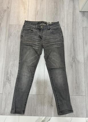 Штаны стрейчевые серые джинсы