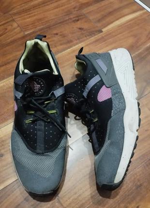 Срочно ! nike air huarache utility medium berry кроссовки,46 р.