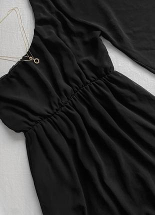 Повітряна шифонова чорна сукня з одним рукавом від graffic