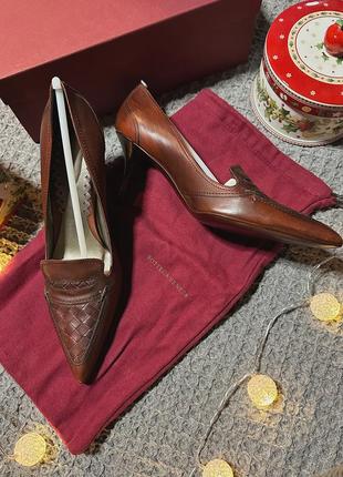 Кожаные туфли лодочки bottega veneta оригинал