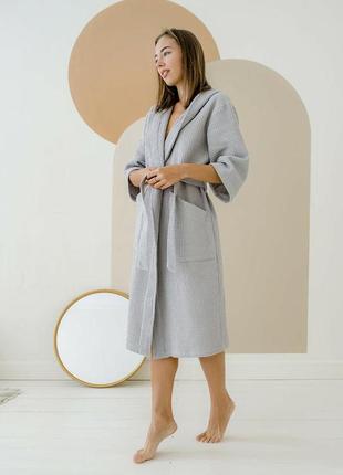 Жіночий халат з капюшоном вафельний, сірий
