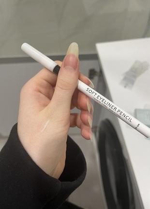 Белый карандаш для глаз