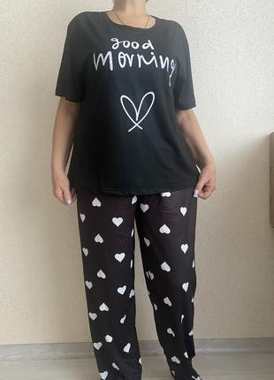 Женская пижама футболка и штаны черные Сердечки 54-58р