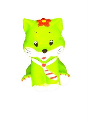 Игрушка антистресс сквиш котенок с галстуком зеленый