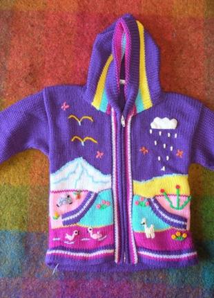 Фиолетовый свитер с капюшоном с вышитыми узорами