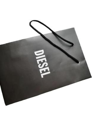 Фірмовий пакет у стилі diesel