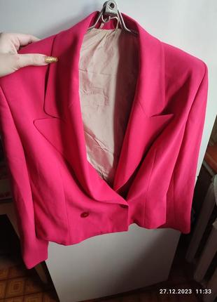 Пиджак розовый
