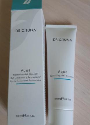 Очищающий гель для лица aqua dr.tuna farmasi

 фармасі