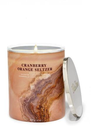 Ароматизована свічка cranberry orange seltzer bath and body works