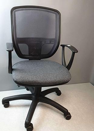 Компьютерные стулья и кресла Б/У Nowy Styl Betta ordf GTP OH/5...