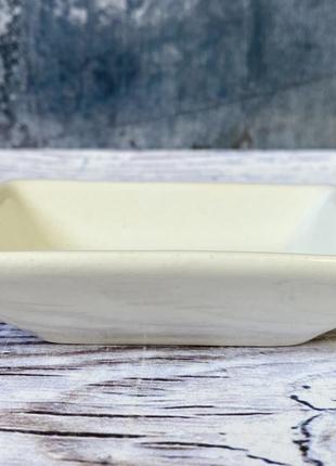 Соусниця для суші керамклуб 9,5 см біла