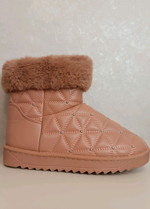Нові зимові чобітки дутики уги. Жіноче взуття тепле 36,39