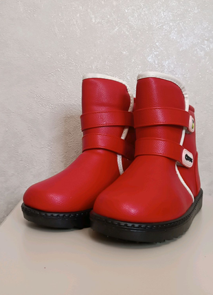 Новые красные ботинки сапожки черевички . Зима тёплые 35 размер