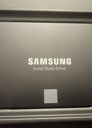 Samsung 860 EVO 250GB 2.5" SATA III MLC
