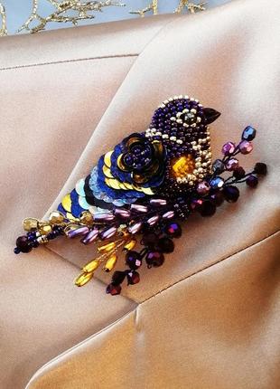 Красива брошка фіолетова пташка ручної роботи якість