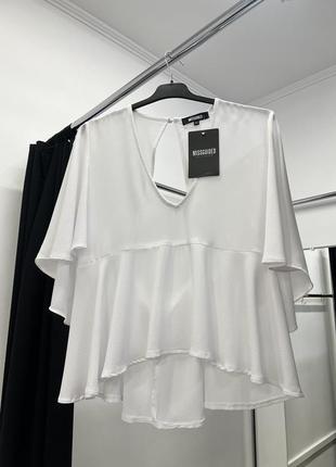 Красивая белая свободная блузка топ с вырезом по спинке missgu...