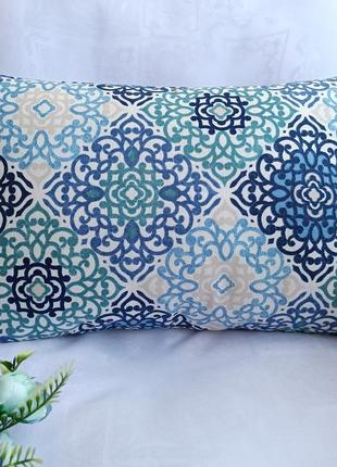 Декоративна подушка 30*45 см синьо смарагдові візерунки з щіль...