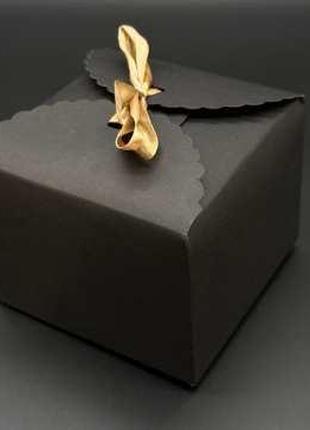 Збірні картонні коробки для подарунків. Колір чорний. 12х12х9с...