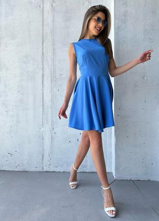 Голубое классическое платье без рукавов, размер M