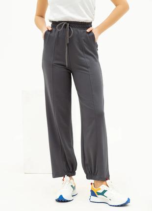 Серые свободные брюки со сборками на манжетах, размер M