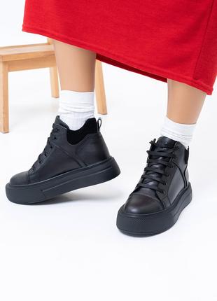 Черные комбинированные ботинки на высокой подошве, размер 37