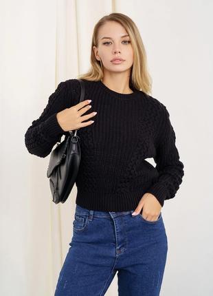Черный свитер объемной вязки, размер M