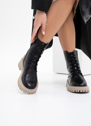 Черно-бежевые высокие ботинки на меху, размер 38