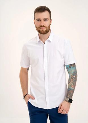 Белая хлопковая рубашка на кнопках, размер M
