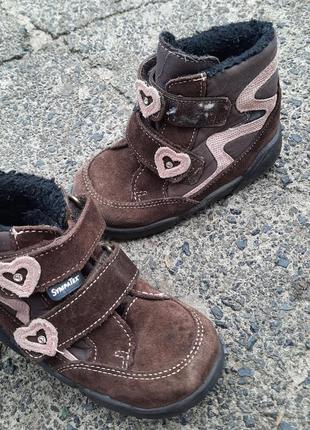 Демисезонные утепленные ботинки ботиночки сапожки  сапоги