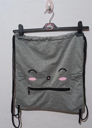 Сумка - рюкзак 

котик