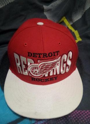 Кепка detroit red wings. 47 brend.